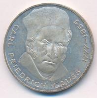 Német Szövetségi Köztársaság 1977J 5M Ag "Carl Friedrich Gauss születésének 200. évfordulója&qu...