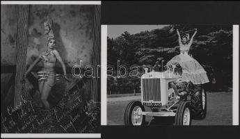 cca 1936 és 1949 Josephine Baker (1906-1975) francia énekesnő, táncosnő, előadóművész, 2 db modern n...