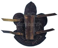 1930 k. "Hungária" bronz cserkész sapkajelvény (45x35mm) T:XF
Hungary cca 1930. "Hun...