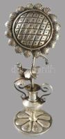 Ezüst (Ag) napraforgó alakos besamin tartó. Bécs, 1859, 13 latos ezüst, m: 24 cm, 305g /// Silver (A...