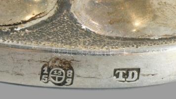 Ezüst (Ag) napraforgó alakos besamin tartó. Bécs, 1859, 13 latos ezüst, m: 24 cm, 305g /// Silver (A...