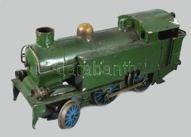 cca 1930 Marklin szenes kocsi mozdonyával, korának megfelelő jó állapotban, h: 25-30 cm /// c. 1930 ...