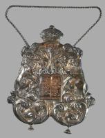 1836 Ezüst (Ag) tóra pajzs, kőtábla, oroszlán és korona díszítésekkel. 1836, orosz, 84 zolotniki jel...