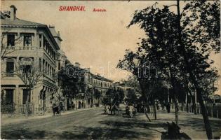 Shanghai, Avenue, street with pulled rickshaws (wet damage)