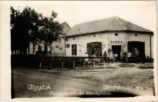 Algyő, utca részlet, Hangya szövetkezet üzlete és községháza. photo (vágott / cut)