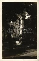 Debrecen, Gályarabok emlékoszlopa. Springer kiadása (apró szakadás / tiny tear)