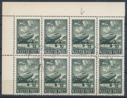 1957 Repülő 20Ft ívsarki 8-as tömbben, benne "a szárnyon fehér folt" tévnyomat / Mi 1496 m...