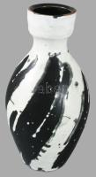 Gorka Lívia (1925 - 2011): Váza. Jelzett, minimális mázkopással, m: 19 cm