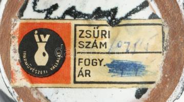 Gorka Lívia (1925 - 2011): Váza. Jelzett, minimális mázkopással, m: 19 cm