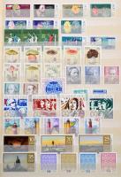 NDK komplett gyűjtemény 4 db berakóban és 1 db előnyomott albumban / GDR complete collection in 4 st...