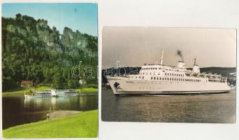 Kb. 63 db MODERN hajó, vasút, repülőgép, autó képeslap / cca. 63 modern ship, train, aircraft, autom...