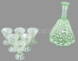 cca 1900 Moser Salviati "Canine and Foliate" mintás italos üveg 6 pohárral. Zománcfestett
...