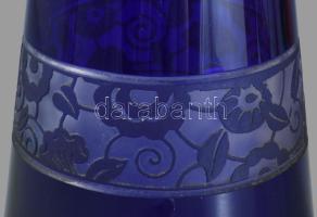 cca 1930 Nancy France art deco dekanter, cameo üveg díszítéssel, jelzett, hibátlan, dugója pótolt, m...