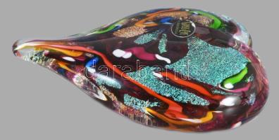 Glass Eye USA anyagában színezett szívalakú levélnehezék, jelzett, hibátlan, 10x8 cm