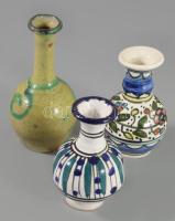 3 darab kisváza, közte antik darab, m: 13 cm