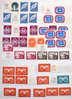 340 db ENSZ + 700 db francia bélyeg az 1950-1990-es évekből 14 lapos nagy berakóban / 340 UN + 700 F...