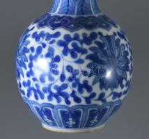 Kézzel festett kínai kékmázas váza és tál. 19-20. sz., egyiken 6 karakteres Kuangxi jelzés, hibátlan...