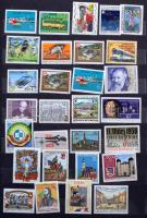 Ausztria tétel az 1920-as évektől, erősebb modern résszel 1995-ig + 10 kisív 2 berakóban / Austria l...