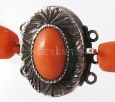 Verlauf elrendezésű korall nyaklánc ezüst (Ag) kapoccsal, jelzett, 800-as ezüst, nyelves záródás, sz...