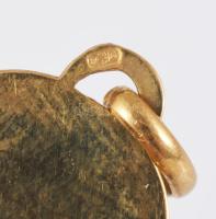 18k arany (Au) mérleg csillagjegy medál, jelzett, 1980-1998 közötti behozatali fémjel, 2,38 g