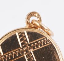 14k arany (Au) képtartós medál, jelzett, Pénzverő, 1966-1998 közötti fémjel, 5,87 g