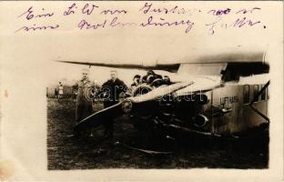 Deutsche Lufthansa / German transport aircraft with pilot. photo (EB)