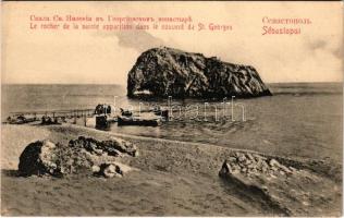 Sevastopol, Sebastopol; Le rocher de la sainte apparition dans le couvent de St. Georges / the rock ...