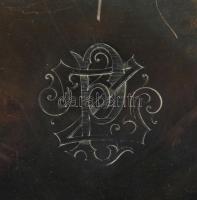 Christofle antik monogramos ezüstözött kínáló, középső fogója nélkül, jelzett, d: 31,5 cm