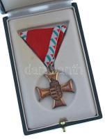 1992. "A Legénységi Szolgálati Jel III. fokozata" zománcozott tombak kitüntetés mellszalag...