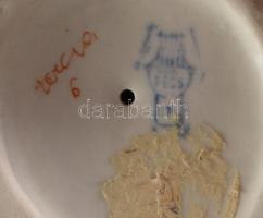 Zsolnay fésülködő női akt tükörrel. Kézzel festett, jelzett, formaterv: Török János, hibátlan, m: 23...