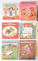 12 db német nyelvű mesekönyv-füzet, vegyes állapotban