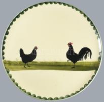 cca 1880 Körmöcbánya nagyméretű falitál kakas és tyúk ábrázolással, jelzett, kis felületi hibával, d...