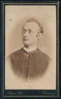 1883 Pap portréja, a hátoldalon autográf dedikációval, vizitkártya Mager Ottó komáromi (Komorn, Komá...