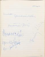 Aláírás-gyűjtemény füzetben, összesen 84 db, főként énekesek, zenészek, köztük Ihász Gábor (1946-198...