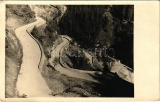 1940 Békás-szoros, Cheile Bicazului; út / road. photo (EK)