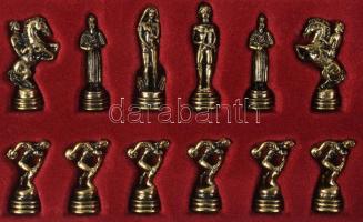 Marinakis görög stílusú sakk figura készlet, teljes, dobozában, m: 4 cm alatt