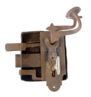 Antik kapuzár, kulccsal, 16x18 cm