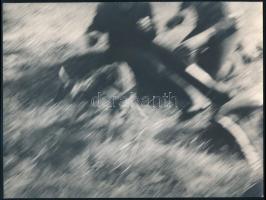 cca 1981 Csalár István: Hajsza, feliratozott, vintage fotóművészeti alkotás, ezüst zselatinos fotópa...