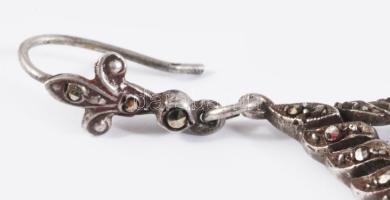 Ezüst (ag) fülbevaló pár markazitokkal, bruttó 8,3g