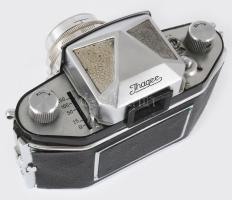 Exa Jhagee Dresden márkájú fényképezőgép, Carl Zeiss Jena 2,8/50 objektívvel, kopott bőr tokban
