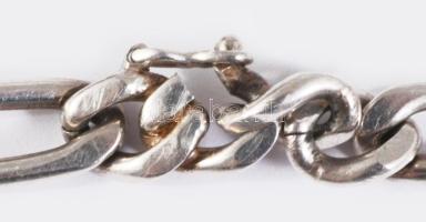 Ezüst (Ag) pancer 2+1 szemes karlánc, jelzett, h: 17 cm, 12,4g