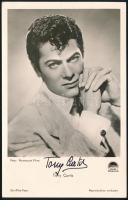 Tony Curtis (1925-2010) magyar származású amerikai színész autográf aláírása képeslapon