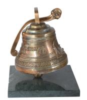 Mihály Gábor (1942 - ) 1997-2002. "A Magyarság Hírnevéért díj" márvány alapra helyezett, d...