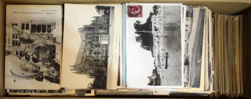 FRANCIAORSZÁG - 1700 db RÉGI város képeslap dobozban / FRANCE - 1700 pre-1945 town postcards in a bo...