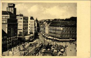 Zagreb, Zágráb; Pogled na Ilicu sa Jelacicevog trga / tér, szálloda, üzletek, villamos / square, hot...