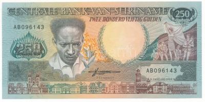 Suriname 1986. 250G "AB096143" T:UNC
Suriname 1986. 250 Gulden "AB096143" C:UNC...