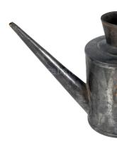 Antik olajozó, fa fogóval, m: 18 cm