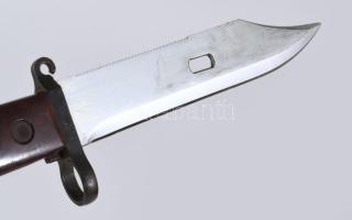AK 47 bajonett, fém, bakelit, tokjában, h: 33 cm