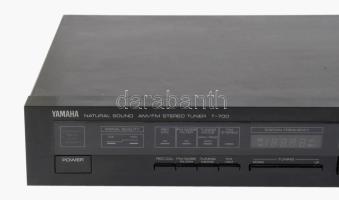 Yamaha T-700 stereo turner, jó állapotban, kis kopással, 30x43 cm