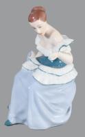 Royal Dux porcelán hölgy tükörrel, jelzett, hibátlan, m: 15,5 cm